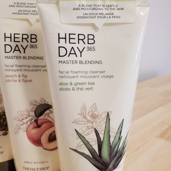 3X The Face Shop Herb Day Master Blending Cleanser, Aloe, Peach & Mung Bean - Picture 4 of 5